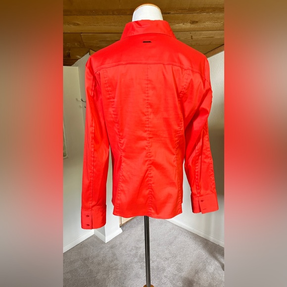 Hugo Boss Button Down - Picture 3 of 6